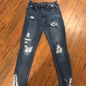 High rise American eagle jeans!
